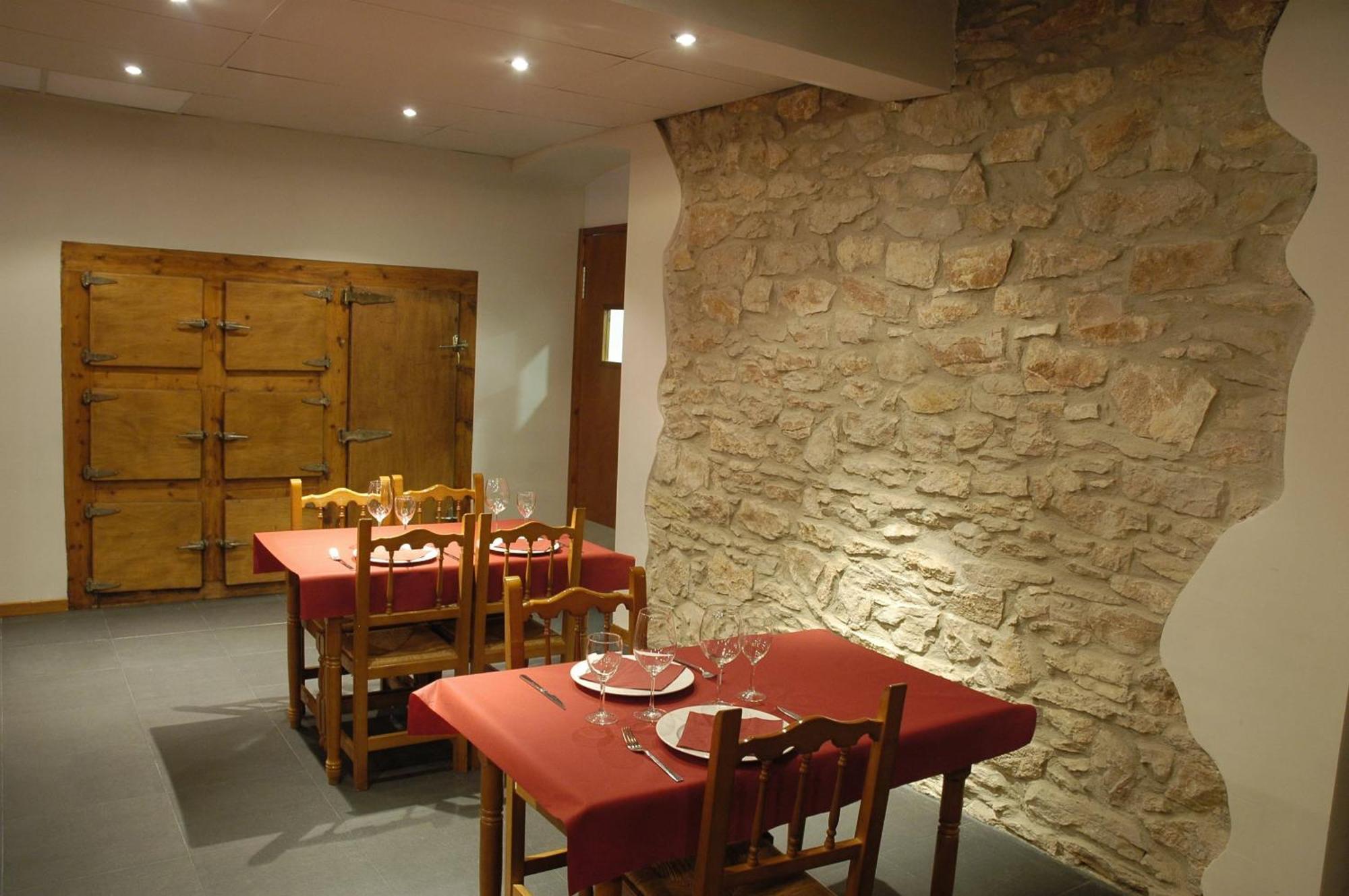 Hotel Restaurante Port D'Àger Exterior foto
